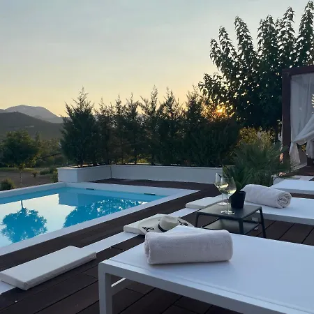 New!!! Luxury Camino Del Padre