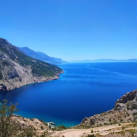 New!!! Luxury Camino Del Padre * Omis